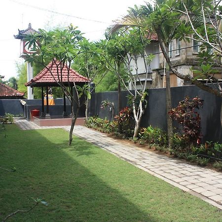 Hôtel U House Seminyak à Kerobokan Extérieur photo