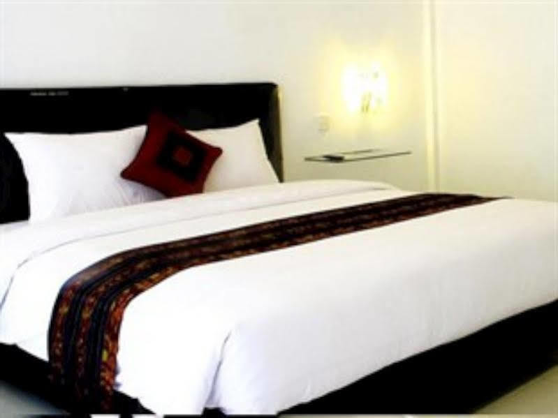 Hôtel U House Seminyak à Kerobokan Extérieur photo