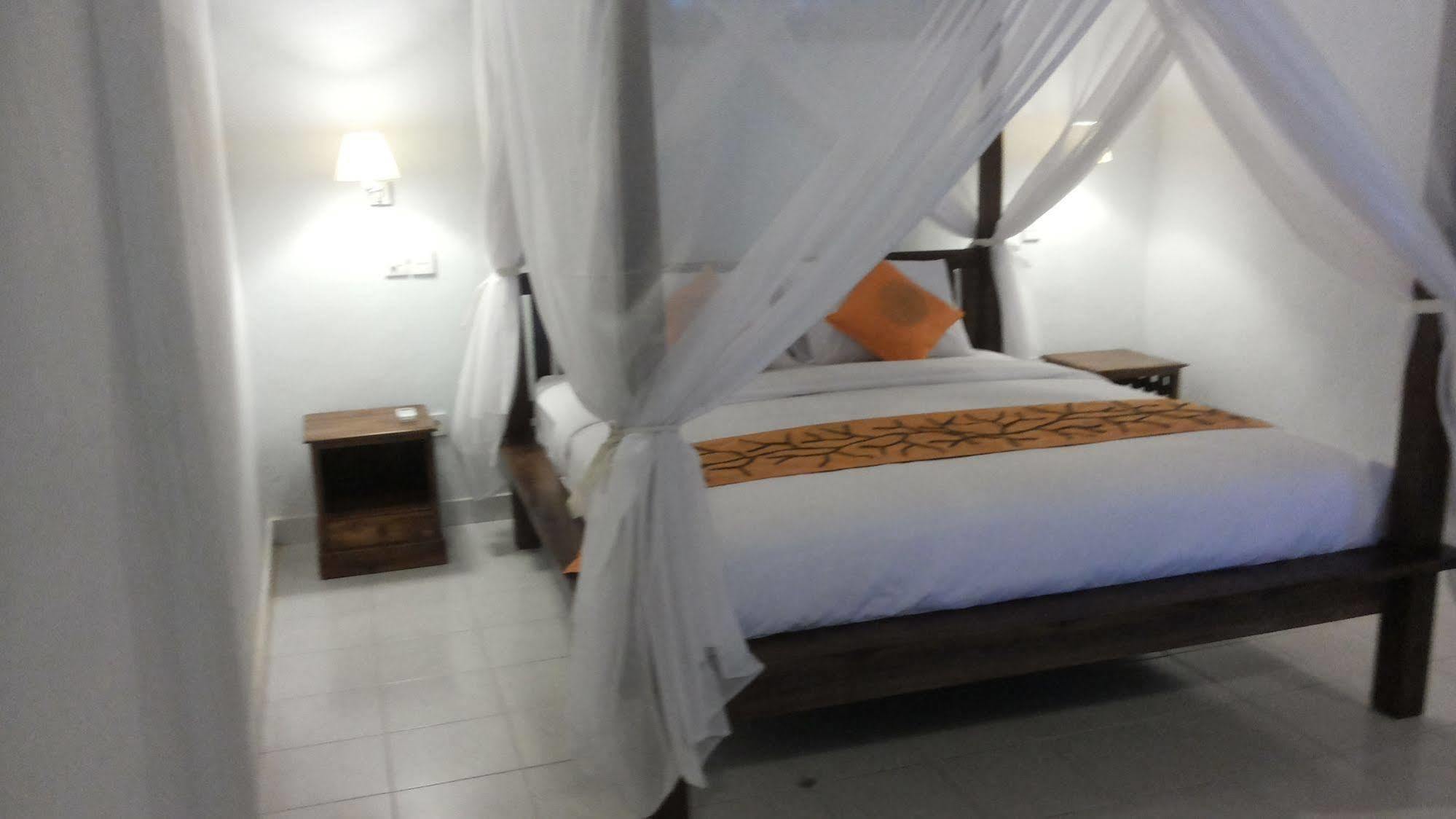 Hôtel U House Seminyak à Kerobokan Extérieur photo