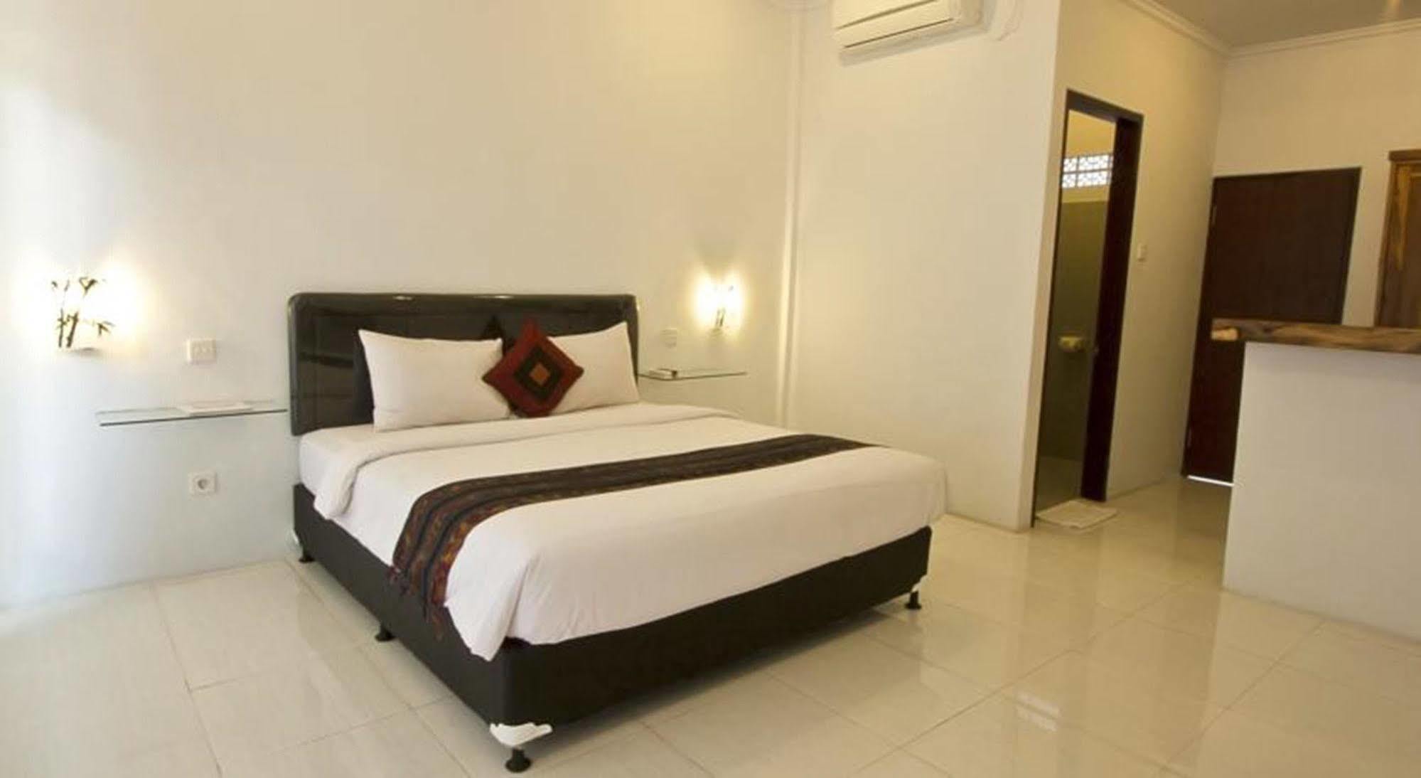 Hôtel U House Seminyak à Kerobokan Extérieur photo