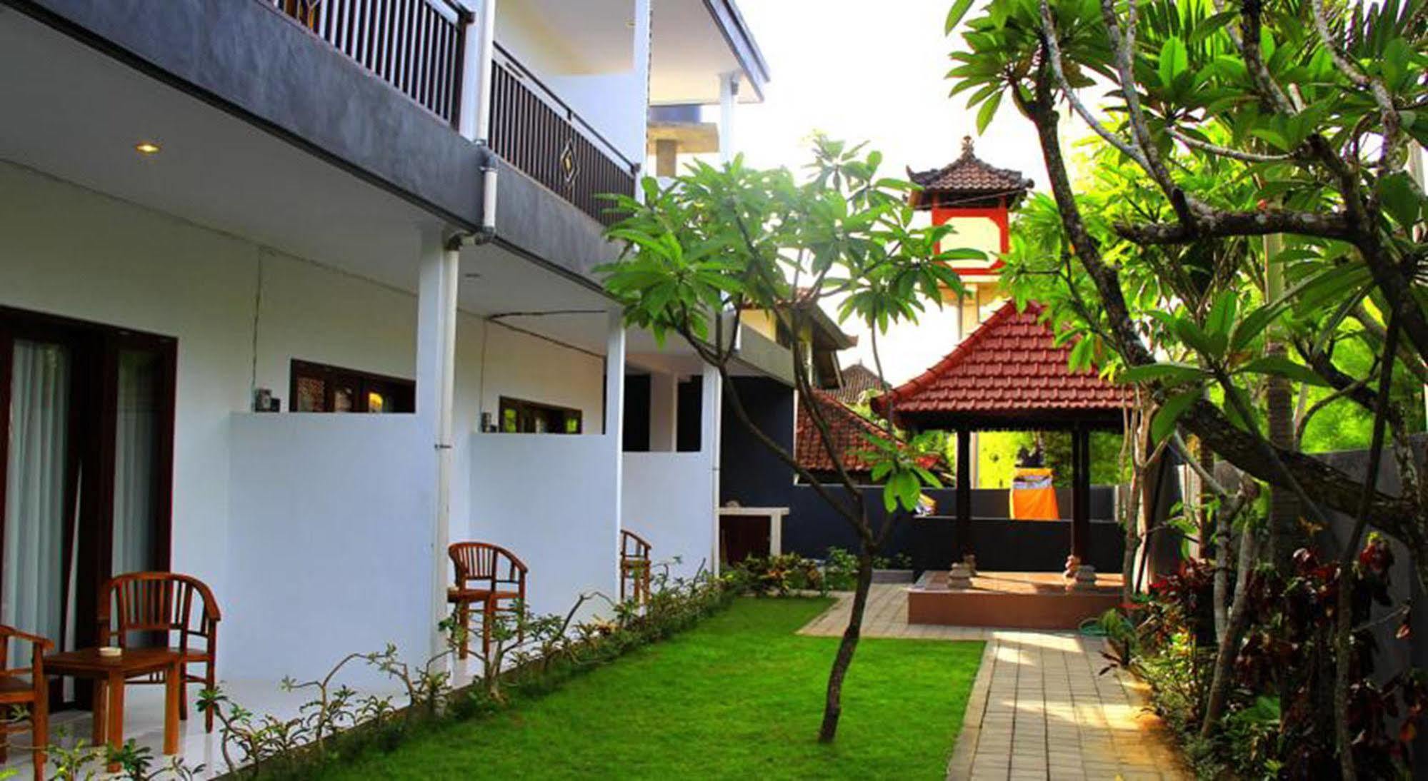 Hôtel U House Seminyak à Kerobokan Extérieur photo